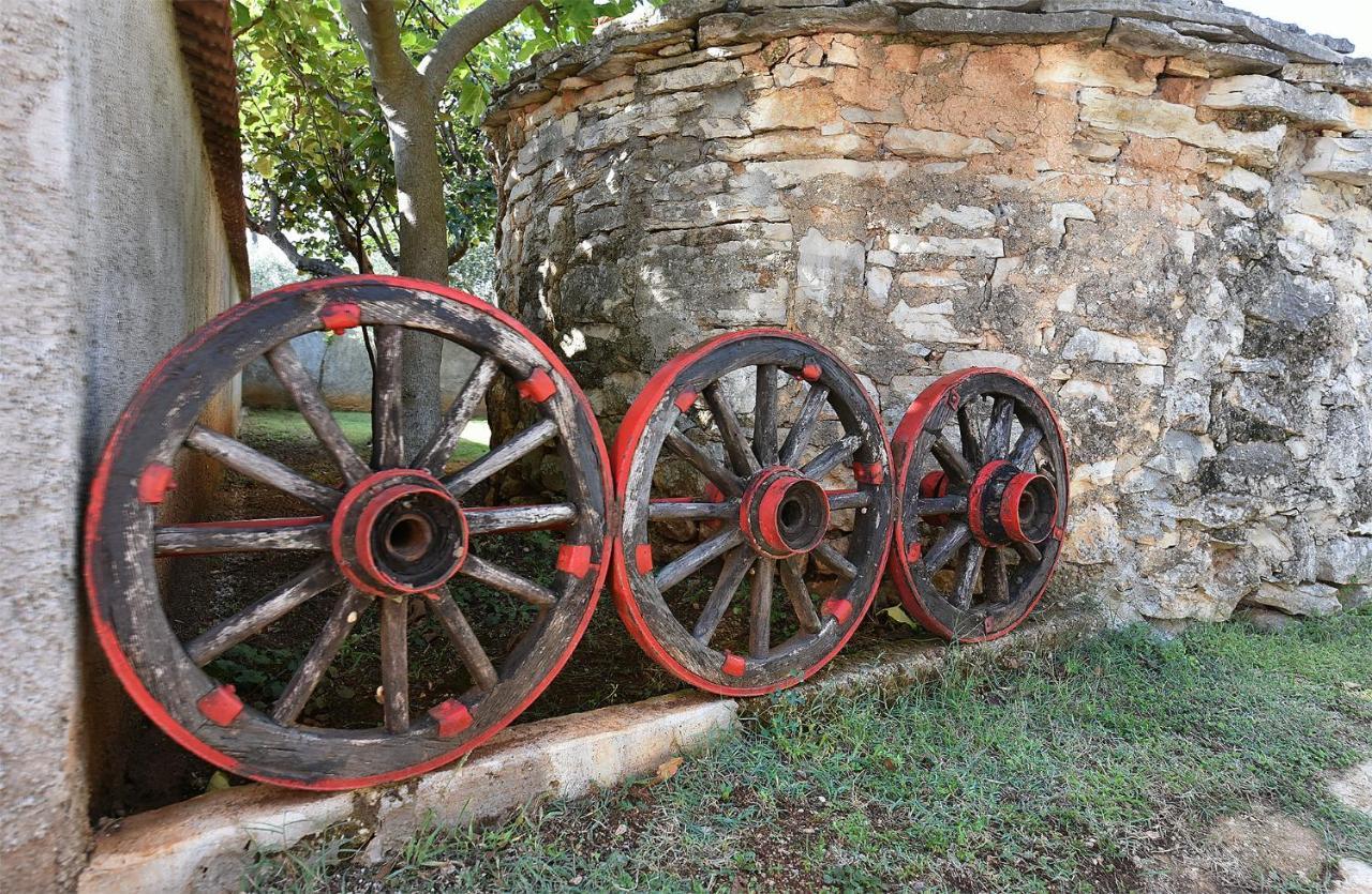 Galižana House Monteci 1378 빌라 외부 사진